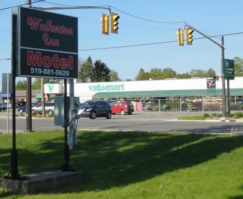 Walkerton Inn Motel Exterior photo